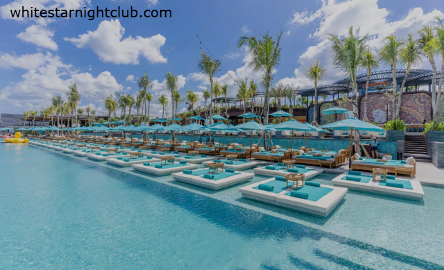 Beach Club Atlas: Fantasi Hedonisme di Bibir Pantai Bali